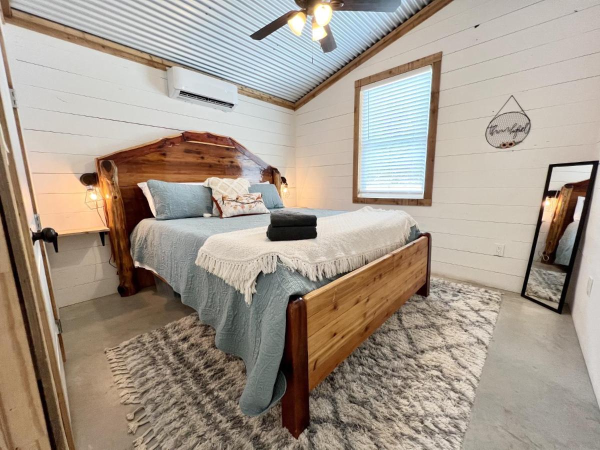 Vila Hummingbird Haus - Hill Country Views On 20 Acres With Firepit Spring Branch Exteriér fotografie